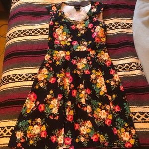 Womens small summer dress